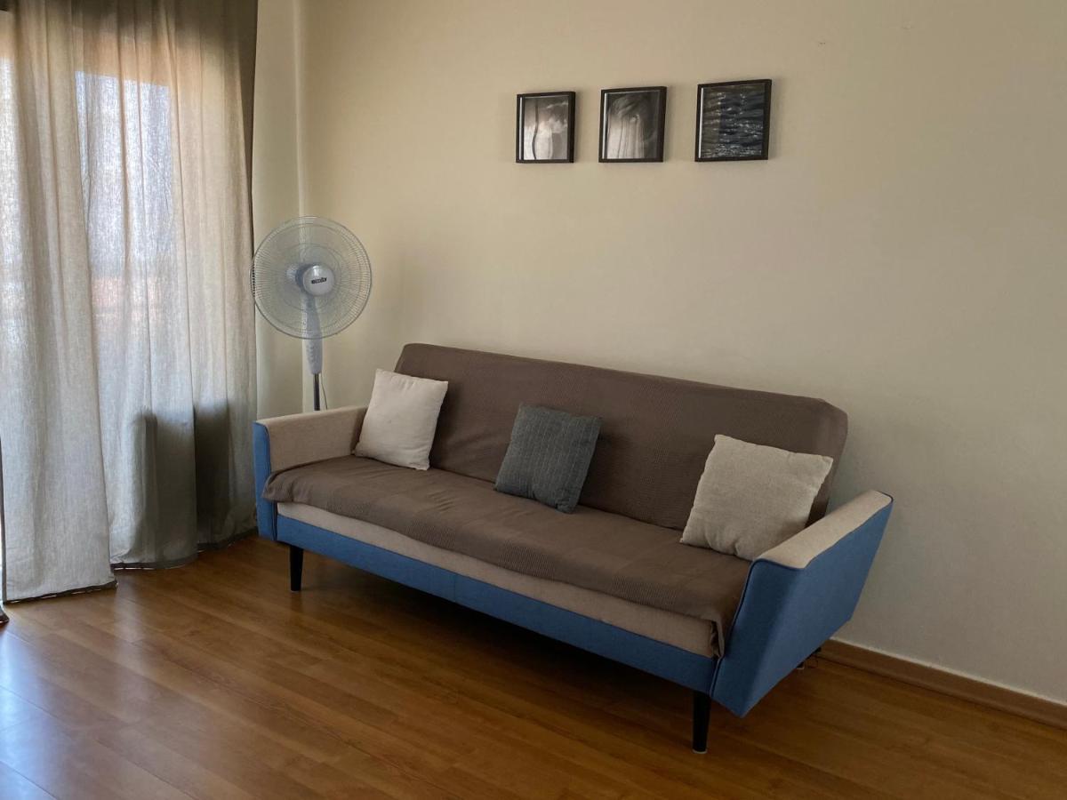 Lovely , Cozy , Modern Seaside Apartment 拉纳卡 外观 照片
